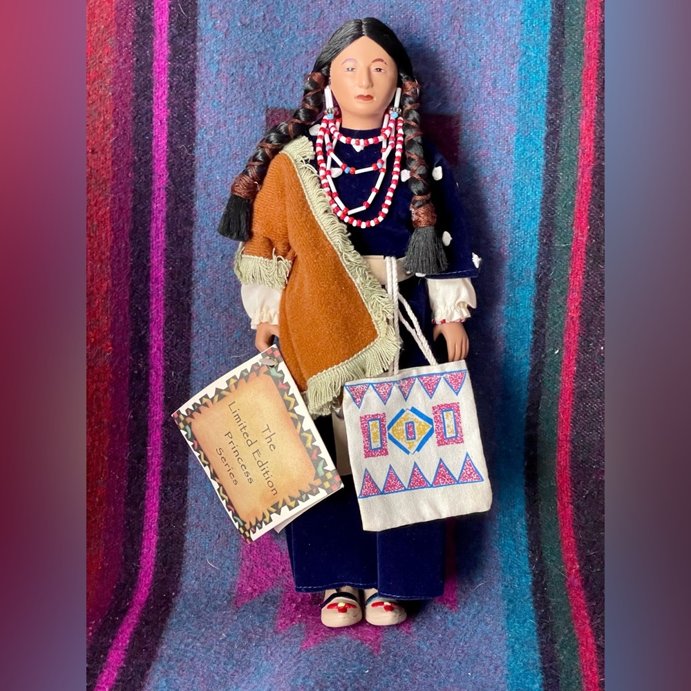 Princess Series Native American Doll Collectible Falling Snow Nex Pierce #1123